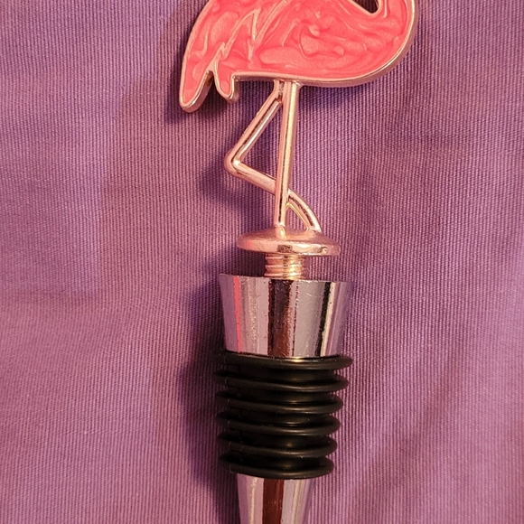  NEW. Flamingo Bottle Stopper, Wine Plug, Bottle Decoration Crafts. - Picture 3 of 3
